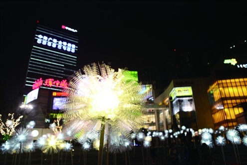 商家美陈齐斗艳 2015全场景美陈成主流 商家美陈齐斗艳 2015全场景美陈成主流