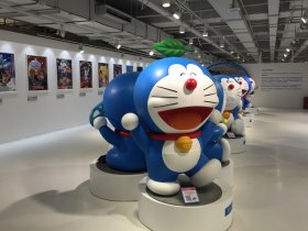 机器猫雕塑 玻璃钢制作